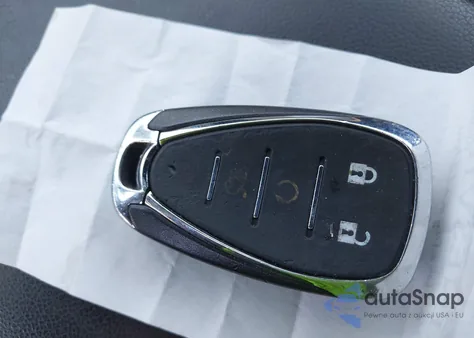 2021 Chevrolet Malibu Fwd Ls z USA, uszkodzony, nr VIN 1G1ZB5ST3MF053177